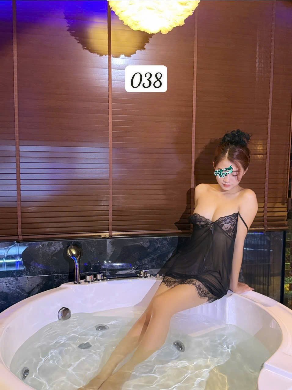 038